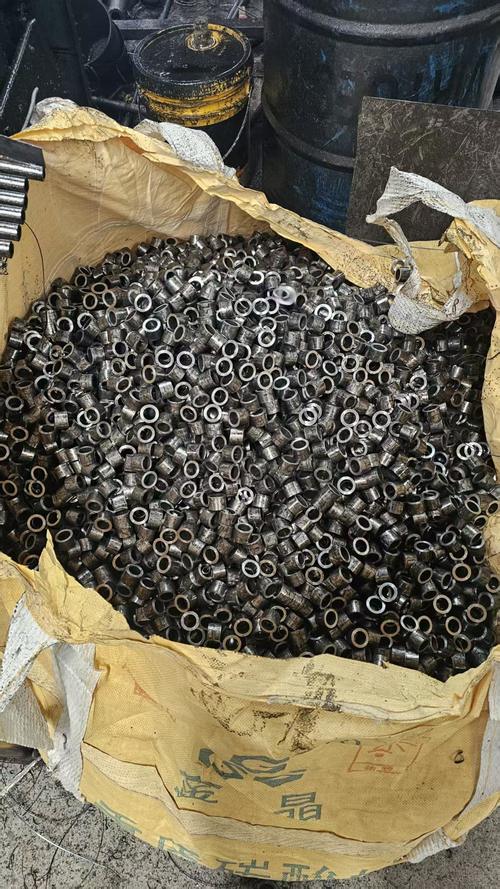 De los desafíos de producción al suministro estable: Una historia de éxito de tubos de precisión con un cliente vietnamita