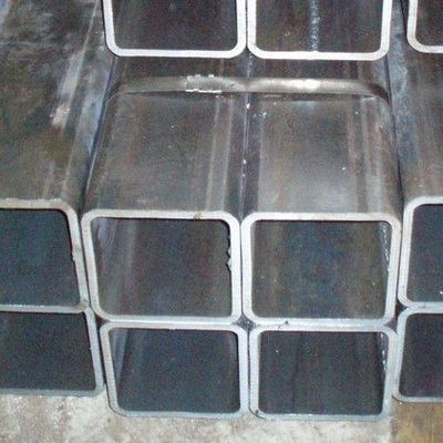 Un buen precio. El tubo del SOLDADO ENROLLADO EN EL EJÉRCITO Q195-Q235 pre galvanizó el cuadrado/el tubo de acero galvanizado sección hueco rectangular en línea