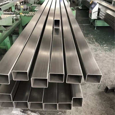 Un buen precio. 304 tubo de acero inoxidable soldado con acabado fino de 304L para la decoración del techo de la barandilla de la barandilla en línea
