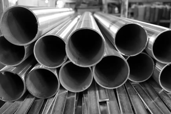 Un buen precio. Tubo de tubo de acero inoxidable soldado con autógena dorado de la construcción y de la industria laminado en frío en línea