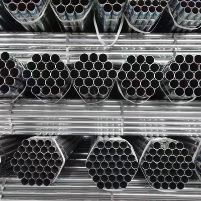 Cuadrado de tubo laminado en caliente galvanizado de perforación de las tuberías de acero del carbono 19m m