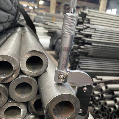 La ronda con poco carbono del metal A36 galvanizó el tubo inconsútil de la tubería de acero